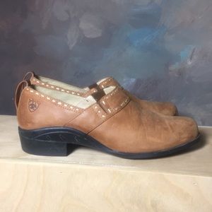 Ariat shoes